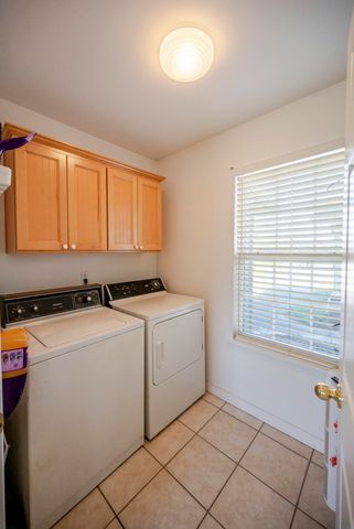 423 Honeysuckle Lane, Monett, MO 65708