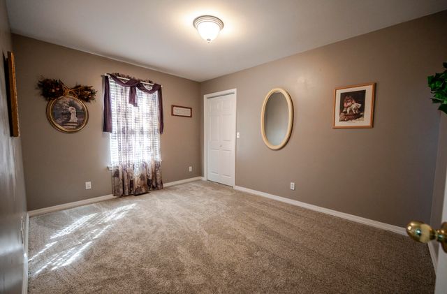 423 Honeysuckle Lane, Monett, MO 65708