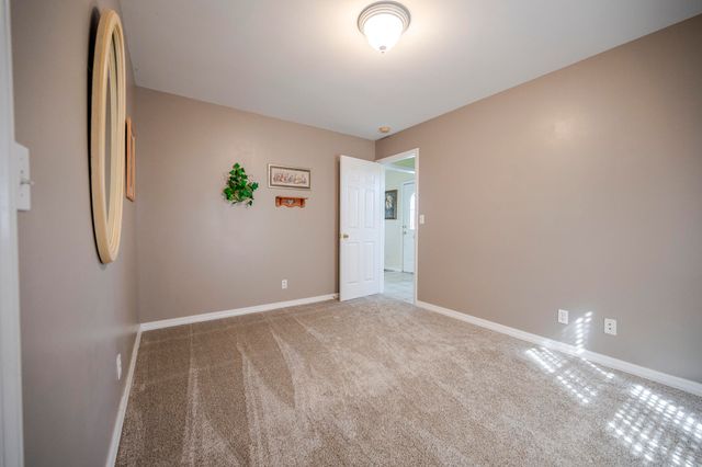 423 Honeysuckle Lane, Monett, MO 65708