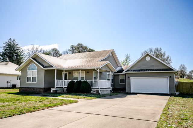 423 Honeysuckle Lane, Monett, MO 65708