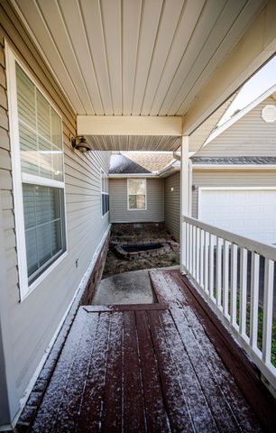 423 Honeysuckle Lane, Monett, MO 65708