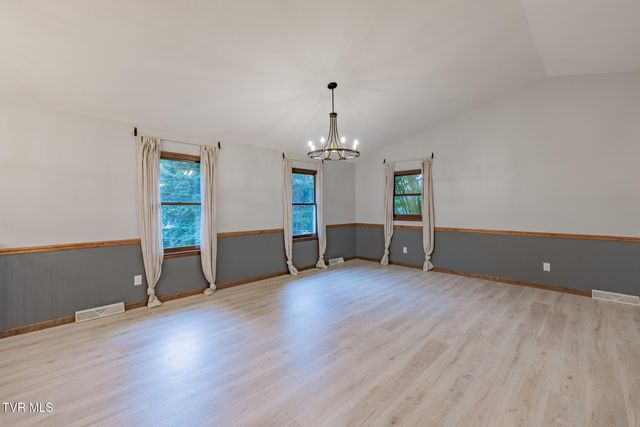 150 Heather Lane, Johnson City, TN 37601