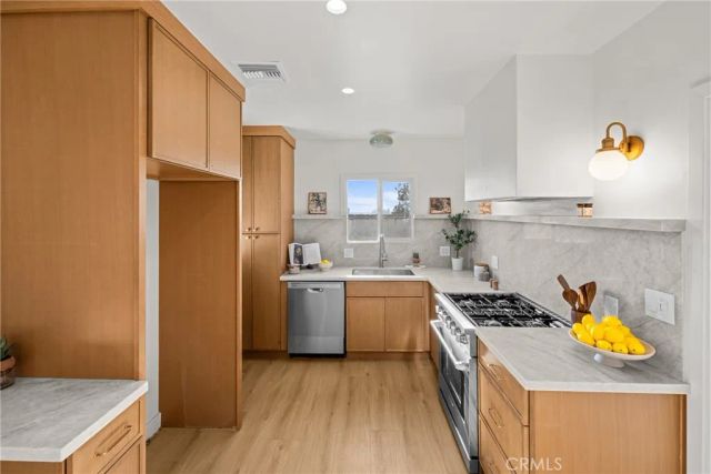 5013 O Sullivan, Los Angeles, CA 90032