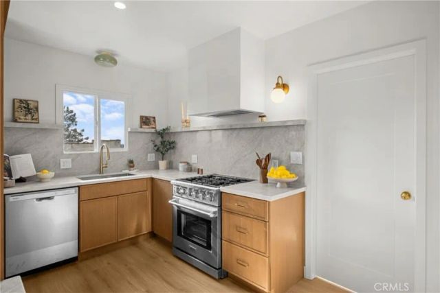 5013 O Sullivan, Los Angeles, CA 90032