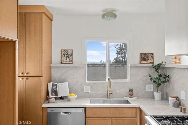 5013 O Sullivan, Los Angeles, CA 90032