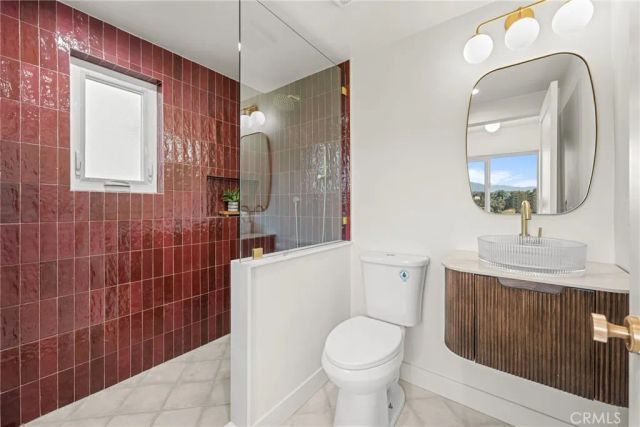 5013 O Sullivan, Los Angeles, CA 90032