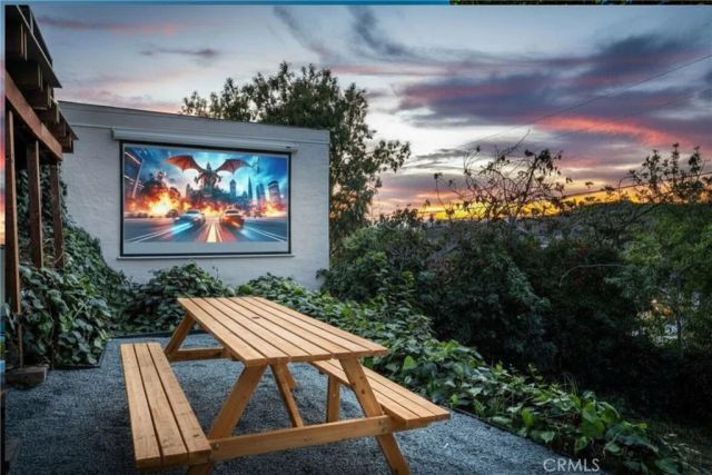 5013 O Sullivan, Los Angeles, CA 90032