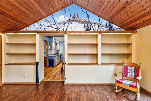 3113 Rolaine PARKWAY, Hartford, WI 53027