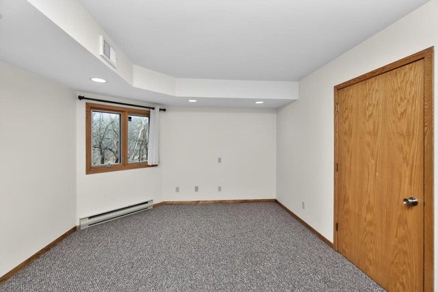 3113 Rolaine PARKWAY, Hartford, WI 53027