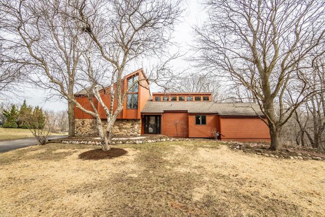 3113 Rolaine PARKWAY, Hartford, WI 53027