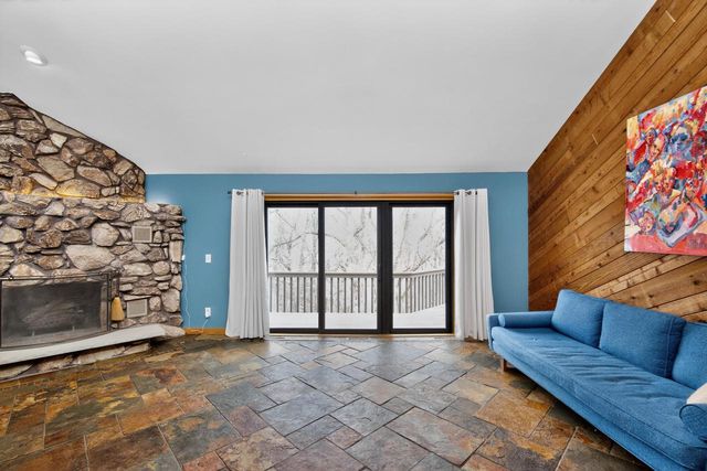 3113 Rolaine PARKWAY, Hartford, WI 53027