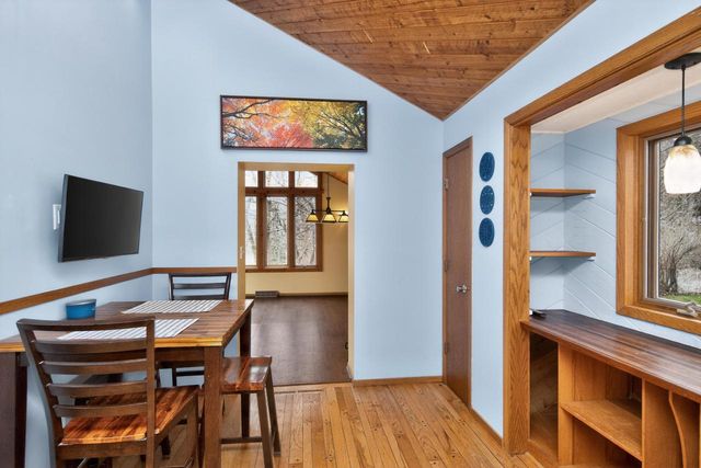 3113 Rolaine PARKWAY, Hartford, WI 53027