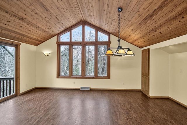 3113 Rolaine PARKWAY, Hartford, WI 53027