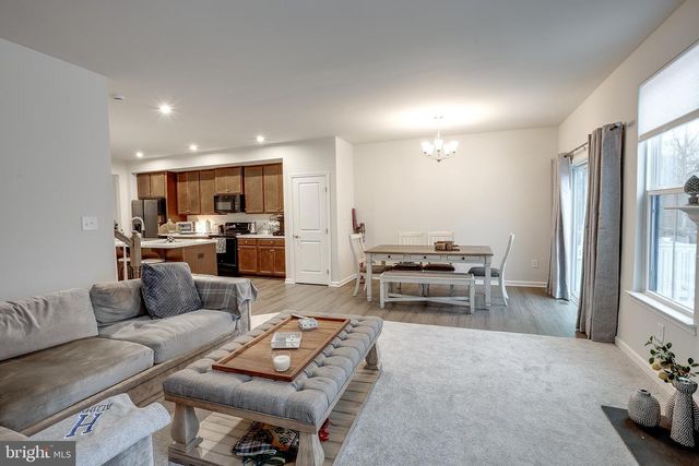 90 ROSEMARY WAY, Mount Laurel, NJ 08054