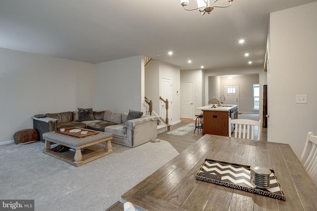 90 ROSEMARY WAY, Mount Laurel, NJ 08054