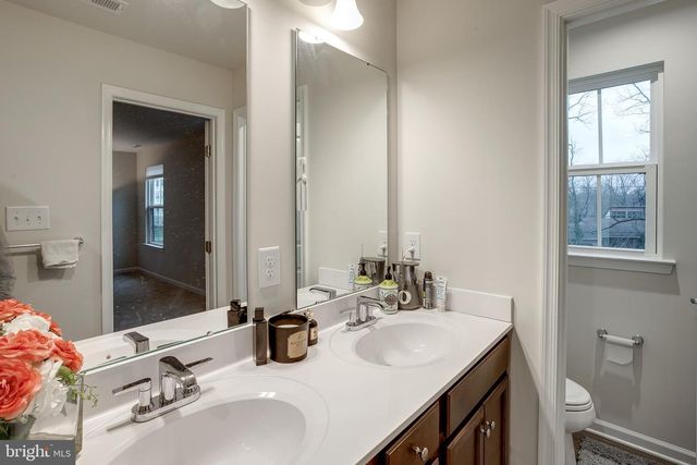 90 ROSEMARY WAY, Mount Laurel, NJ 08054