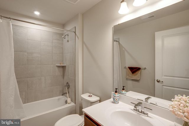 90 ROSEMARY WAY, Mount Laurel, NJ 08054