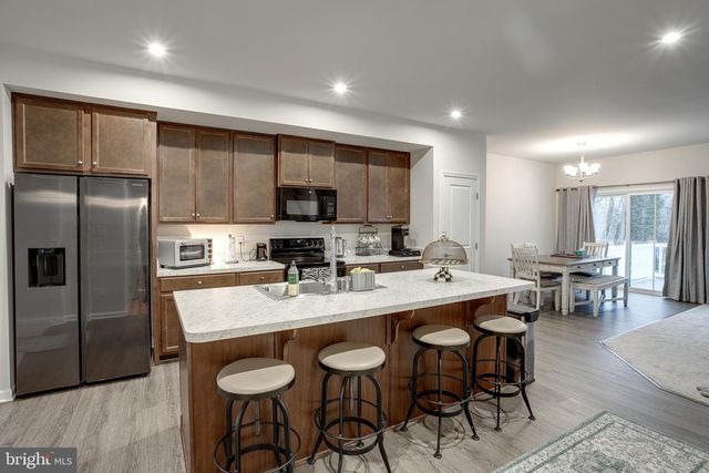 90 ROSEMARY WAY, Mount Laurel, NJ 08054