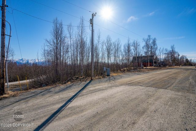 1160 E Chugach View Drive, Wasilla, AK 99654