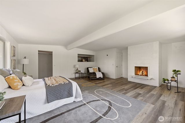 22022 78th Place W, Edmonds, WA 98026