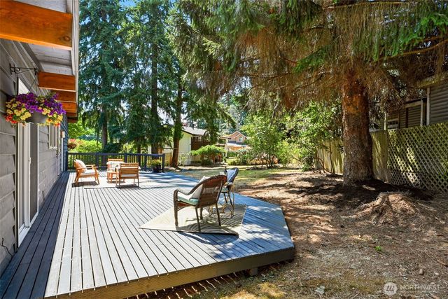 22022 78th Place W, Edmonds, WA 98026