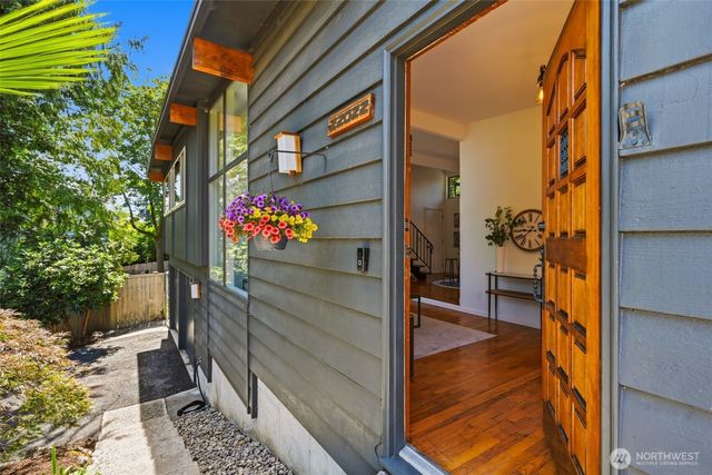 22022 78th Place W, Edmonds, WA 98026