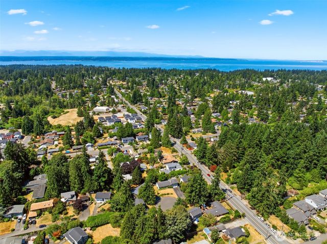 22022 78th Place W, Edmonds, WA 98026