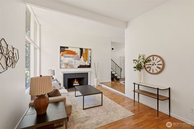 22022 78th Place W, Edmonds, WA 98026