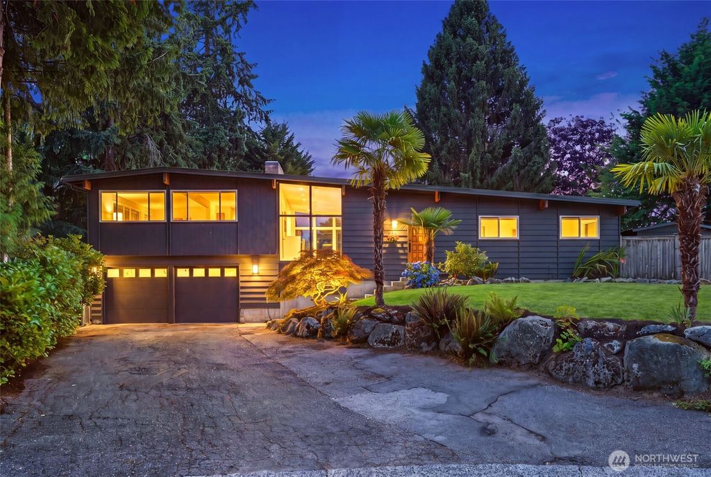 22022 78th Place W, Edmonds, WA 98026