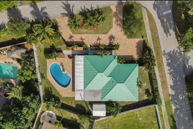 630 CURLEW Road, Delray Beach, FL 33444