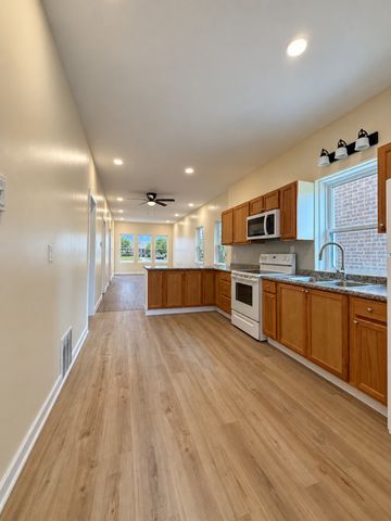 9214 S King Drive, Chicago, IL 60619