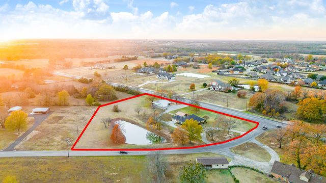 2535 36th Street NE, Paris, TX 75462