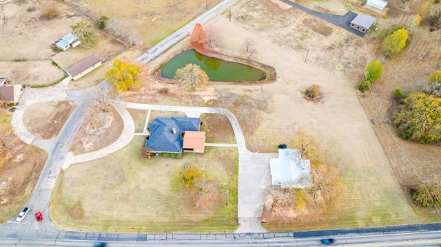 2535 36th Street NE, Paris, TX 75462