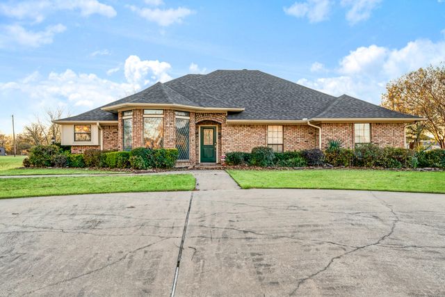 2535 36th Street NE, Paris, TX 75462
