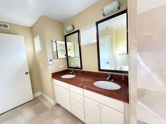 13212 ARBOR ISLE DRIVE 201, Tampa, FL 33637