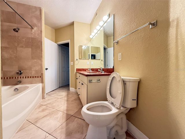 13212 ARBOR ISLE DRIVE 201, Tampa, FL 33637