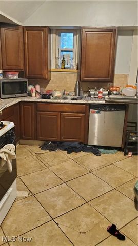 2167 W 96th Street, Cleveland, OH 44102