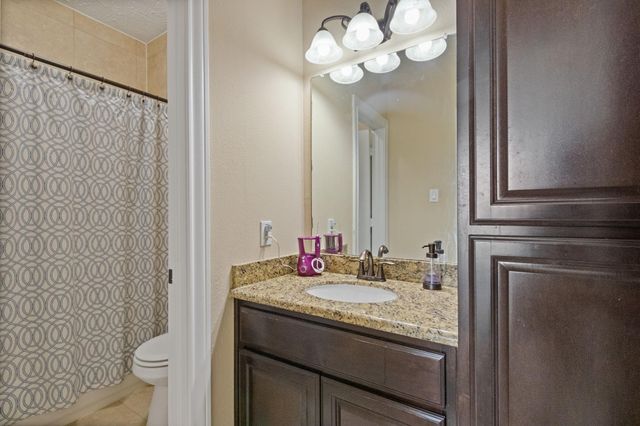 18407 Crooked Oak Way, Spring, TX 77379