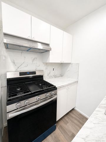 46-12 161st Street 3B, Flushing, NY 11358