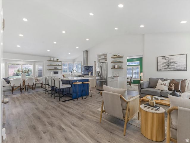 7909 S TWELVE PINES DR, Sandy, UT 84094