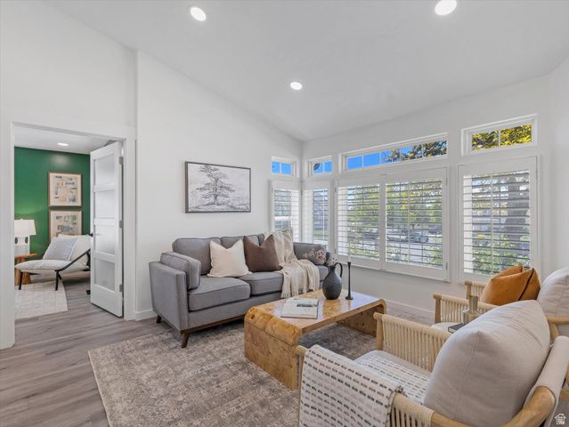 7909 S TWELVE PINES DR, Sandy, UT 84094