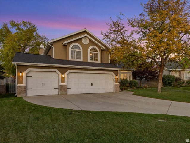 7909 S TWELVE PINES DR, Sandy, UT 84094