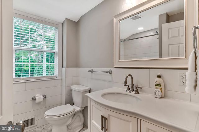 609 HAWS LN, Oreland, PA 19075