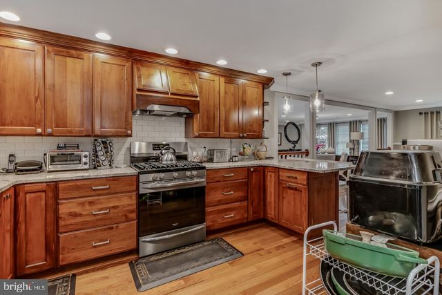 609 HAWS LN, Oreland, PA 19075