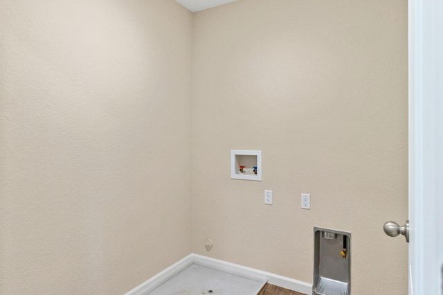5548 Camalot Ct, Marysville, CA 95901