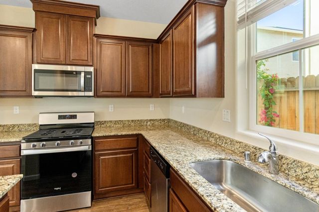 5548 Camalot Ct, Marysville, CA 95901