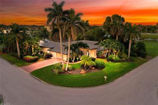 1041 S Town and River DR, Fort Myers, FL 33919