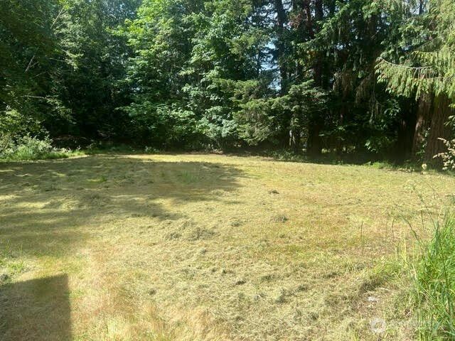 10395 NE Pine Way, Bainbridge Island, WA 98110