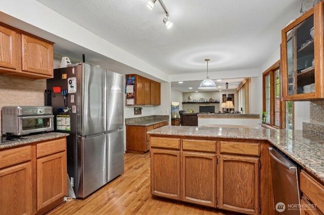 4902 Issaquah Pine Lake Road, Sammamish, WA 98029