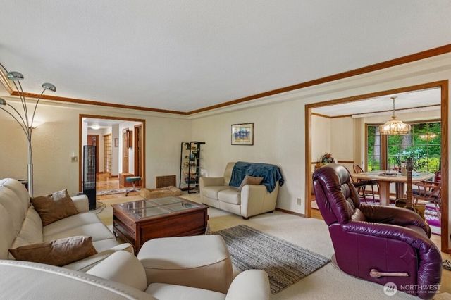 4902 Issaquah Pine Lake Road, Sammamish, WA 98029